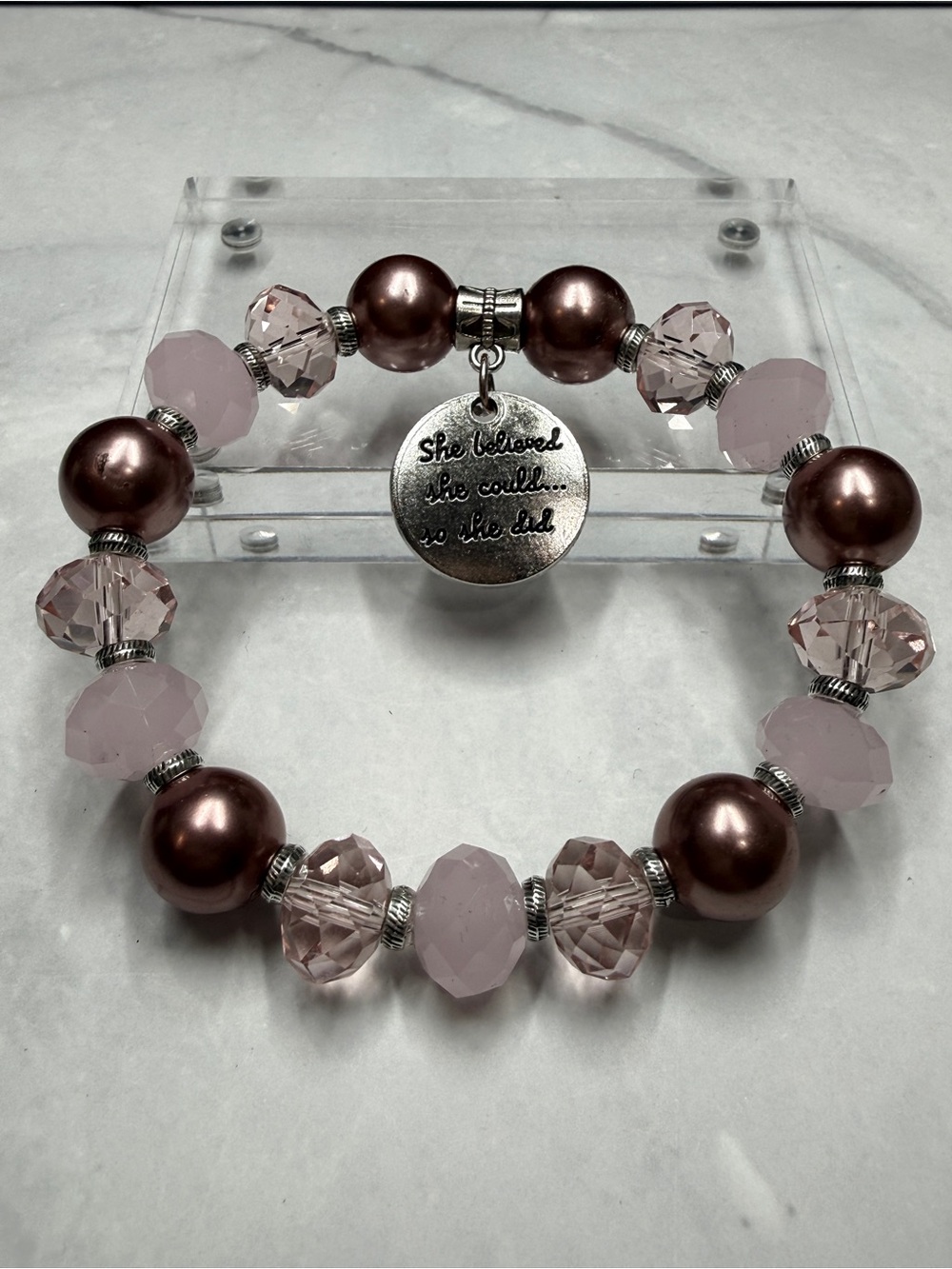 🚨3 for $15🚨 She Believed Faux Pearl & Crystal Stretch Bracelet - Picture 1 of 5